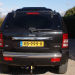 grijs kenteken ombouw jeep cherokee verhoogd dak